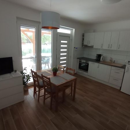 Relax Apartment Fonyód المظهر الخارجي الصورة