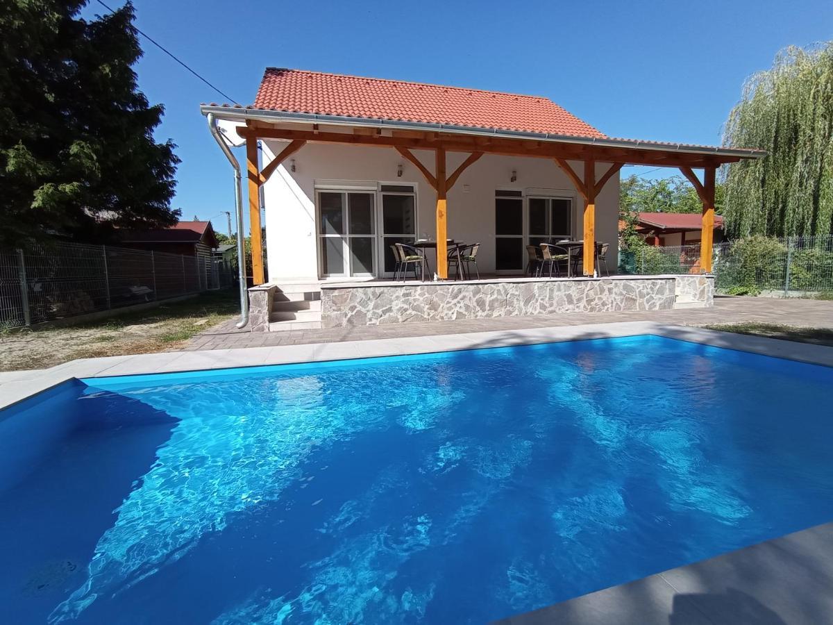 Relax Apartment Fonyód المظهر الخارجي الصورة