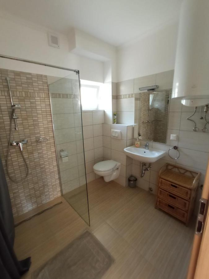 Relax Apartment Fonyód المظهر الخارجي الصورة